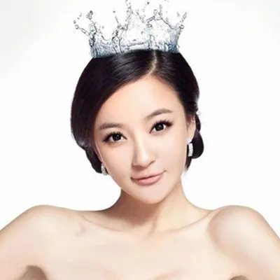 刘雨欣整容对比图曝光 揭其跳水露卫生巾一夜暴红