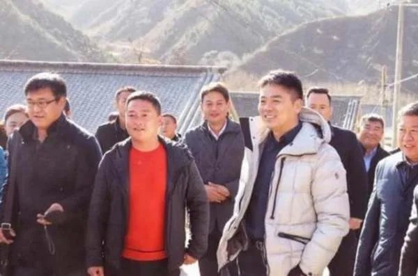 当年坚信刘强东当村长会带领大伙发家致富的村子，现状如何？