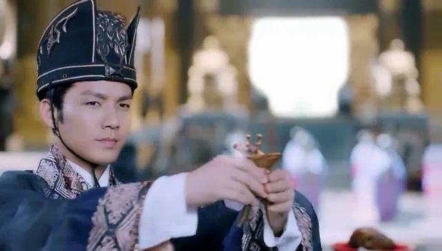 如何看待钟汉良的演技在《孤芳不自赏》中的下坡路？