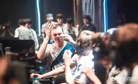 Wunder心里苦啊，玩魔兽怀旧服被举报，G2发搞笑声明恶搞，这样的氛围会夺冠吗？