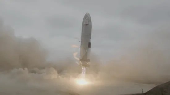 SpaceX将日本登月舱送入太空 明年4月着陆