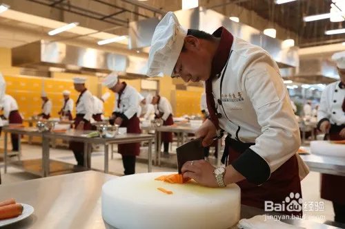 厨师培训班学费多少