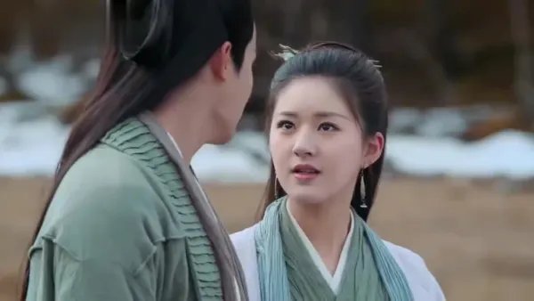 三千鸦杀中左紫辰的眼睛受伤后,是谁一直照顾他?