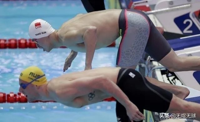 孙杨200米预赛小组第一晋级，没有受到霍顿干扰。还与澳大利亚选手击掌。如何评价？