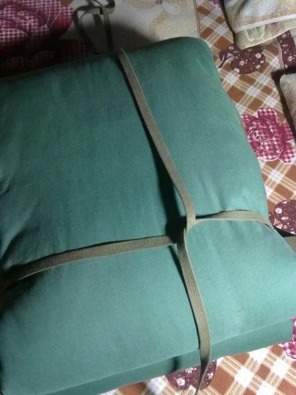 部队怎么打背包,求视频或图示