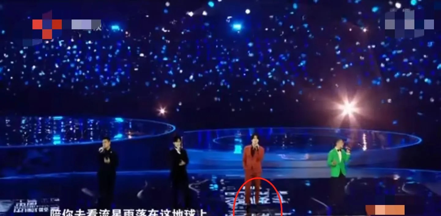 时隔七年F4聚首只有吴建豪在场,主办方是啥操作?