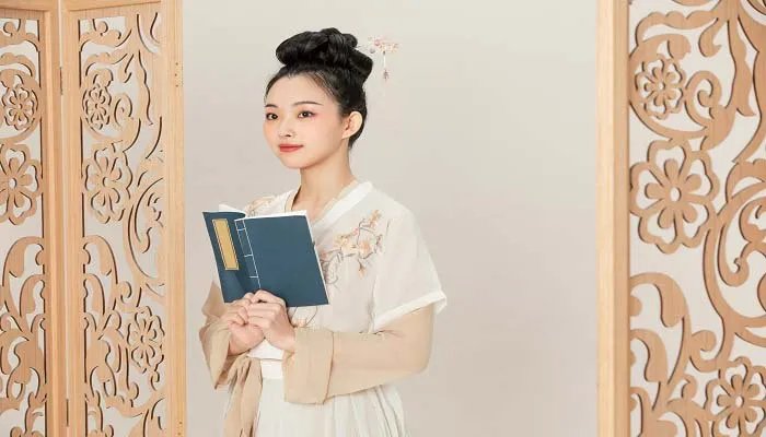 界时与届时是什么意思