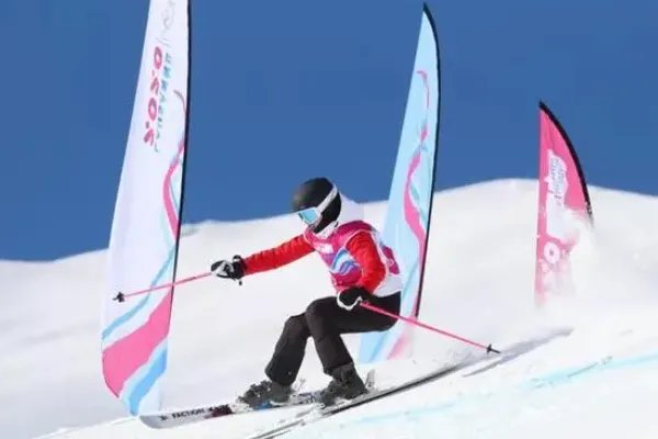 谷爱凌在美国受欢迎么，美国人如何看待她加入中国国籍？