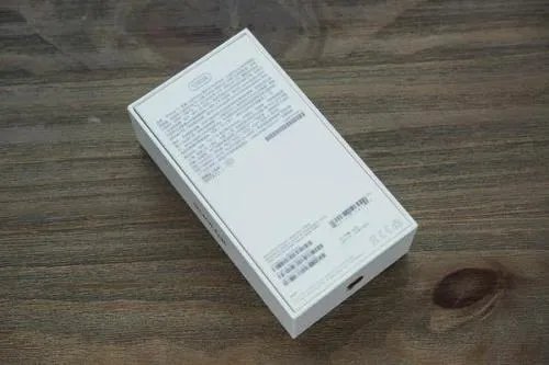 苹果一直不再开发小屏幕 iPhone 的原因是什么？