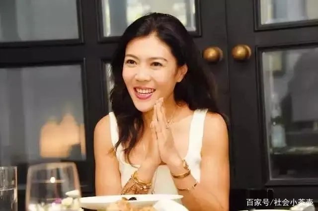 章子怡合照留下了章泽天而裁掉了苏芒，综艺被吐槽，苏芒为何不招人待见？