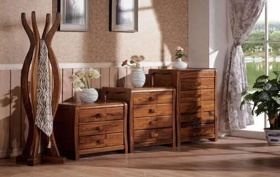 如何擦实木家具更亮