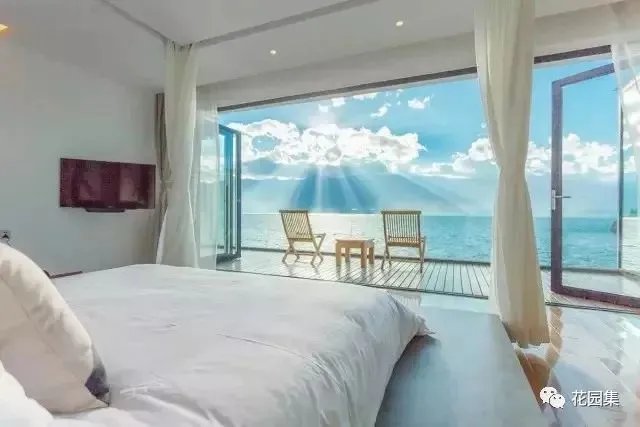 花园里有一间阳光房,美了这个灿烂的季节