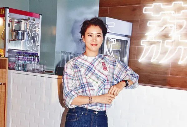 曾经的港姐冠军,当年的袁咏仪到底有多漂亮?