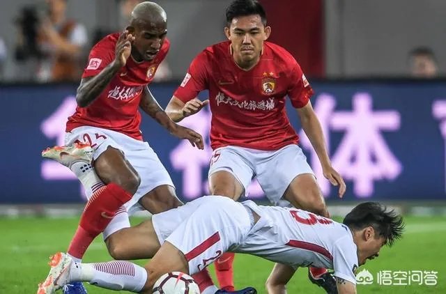 上港客场5比4恒大，赢下天王山之战，拿下这场比赛后，上港是不是可以说拿下冠军了？