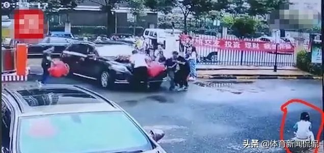 奔驰婚车撞亡两姐弟,夫妻事后慢慢下车完成婚礼,逃避受害家属,如何评价?