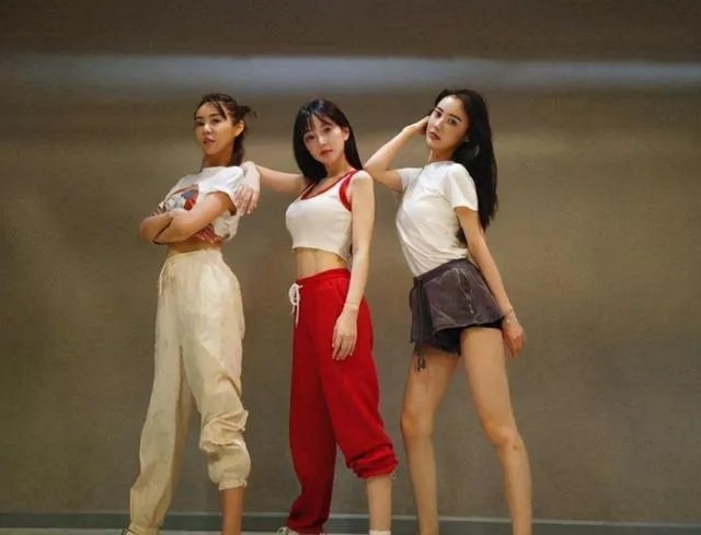 15年前高晓松是不是曾一语道破李小璐如今的婚姻状态?