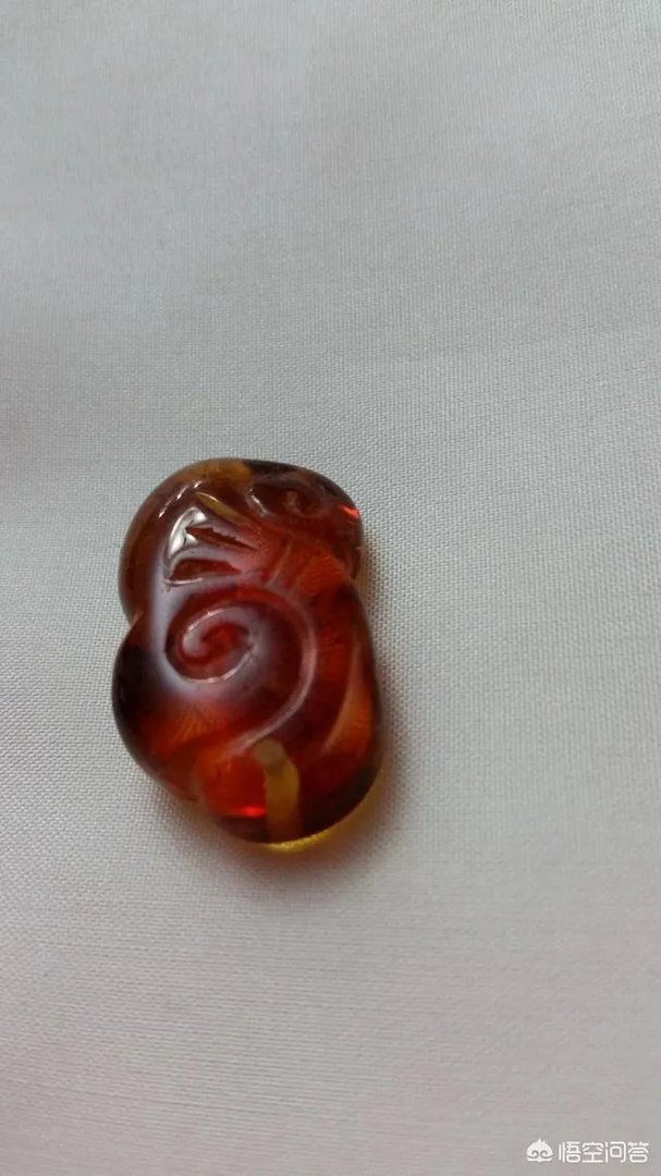 琥珀和蜜蜡真正的区别是什么?