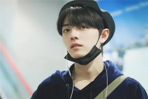 肖战之前有了自己的工作室，现在工作室怎么样了呢？