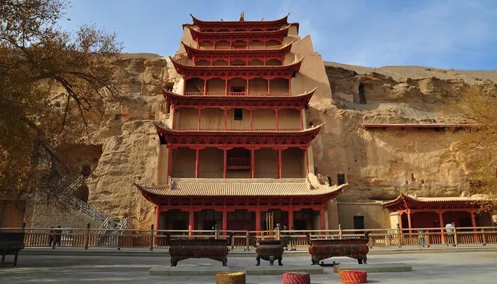 我国的四大石窟分别是什么 我国的四大石窟是哪些