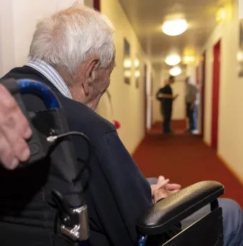 104岁科学家临终为何高唱《欢乐颂》？