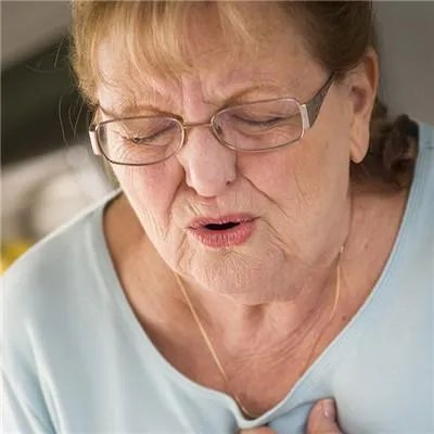 窦性心动过缓伴不齐症状?