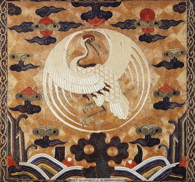 你还知道中国的其他传统艺术吗？请围绕什么真什么啊？写一段话，注意运用恰当的修辞手法，50字。