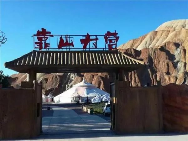 从兰州到敦煌自驾，沿途有哪些必去的景点