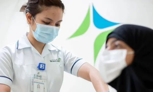 南京一地由中风险地区调整为低风险地区,本轮疫情多久能基本控制?