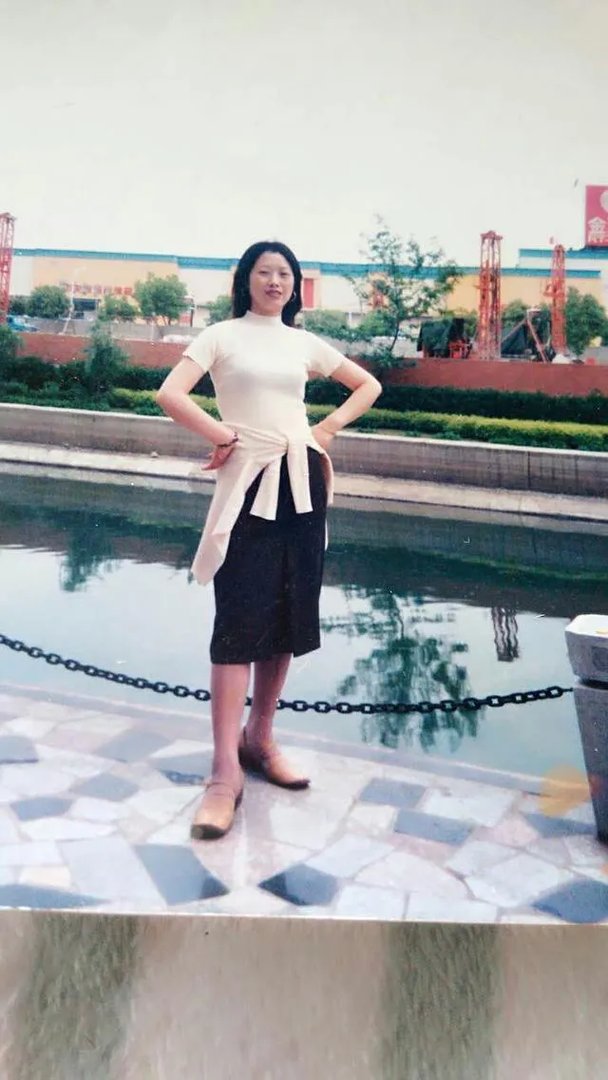 你们认为，现在大学生一个月用多少生活费比较合适？