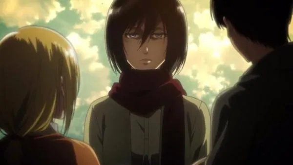 《进击的巨人》里面的三笠有多么强壮？