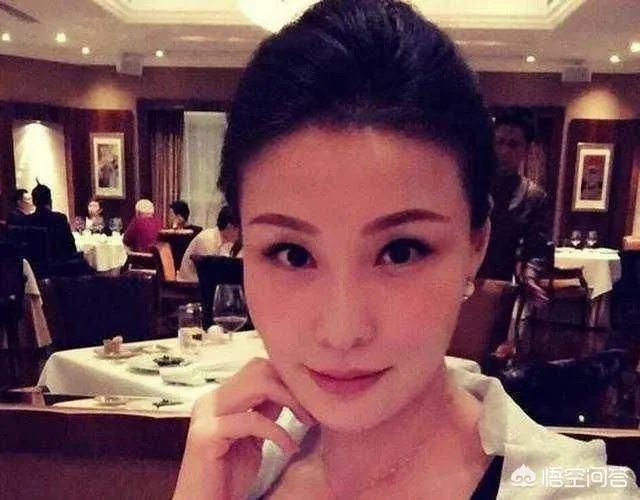 昔日上海女排“五连冠”成员，中国女排主力二传诸韵颖近况如何？