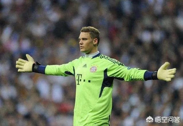 奥乔亚在世界杯赛场上表现惊人，但是为什么有的豪门俱乐部对他却不感兴趣？