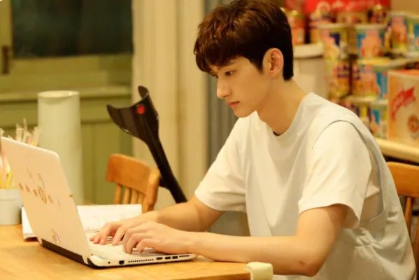 《一不小心捡到爱》定档，这部电视剧男女主角是谁？