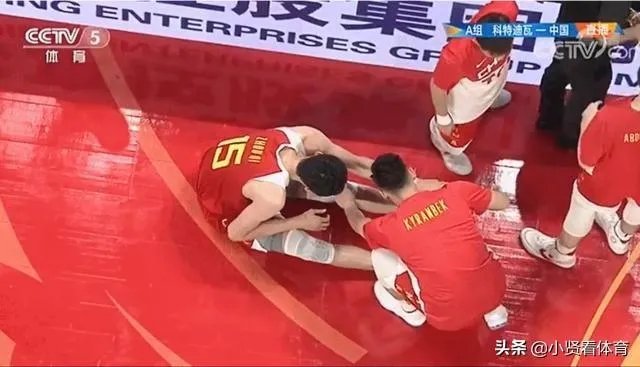 世界杯首战，中国男篮球员周琦拼到抽筋，如何评价周琦的拼搏精神？