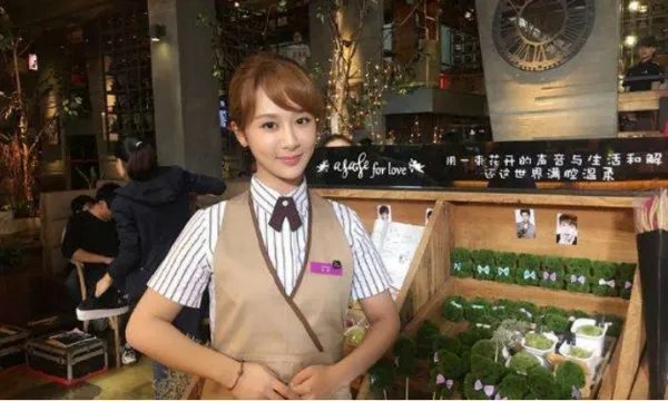 杨紫在娱乐圈中很多年，你喜欢她吗？