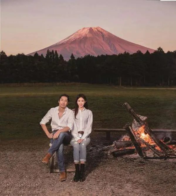 粉丝收到林志玲最新慈善年历，家暴离婚传闻破了吗？