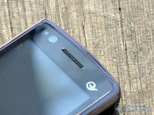 天翼商务机 双网双待酷派N92外观图赏