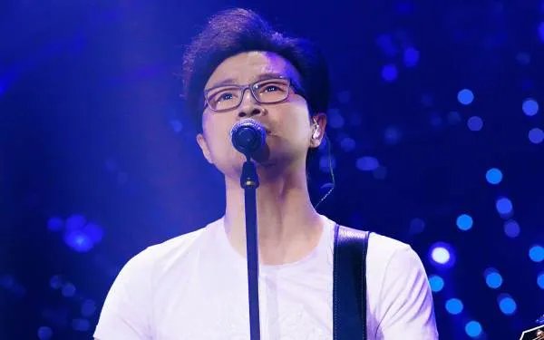 汪峰曾有三段婚史,普通人会选择和明星结婚么?