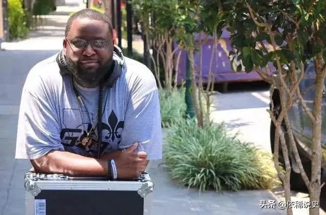 美国新冠死亡病例快突破10万了,为什么鲜有名人死亡?