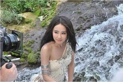 如何评价蔡依林的新歌《怪美的》？