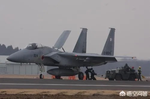 日本自卫队装备为什么不更新，还是老装备？