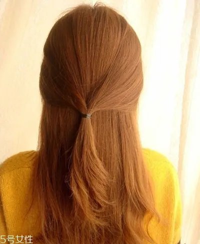 披肩发怎么扎好看?披肩发好看扎发图解