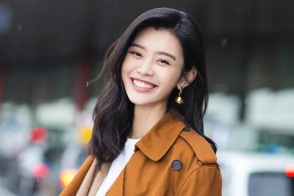 “这简直就是判若两人”,奚梦瑶早年和现在的颜值差距到底有多大?