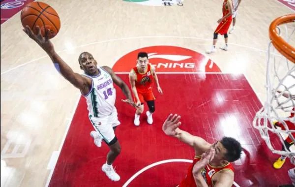 广厦男篮进前四