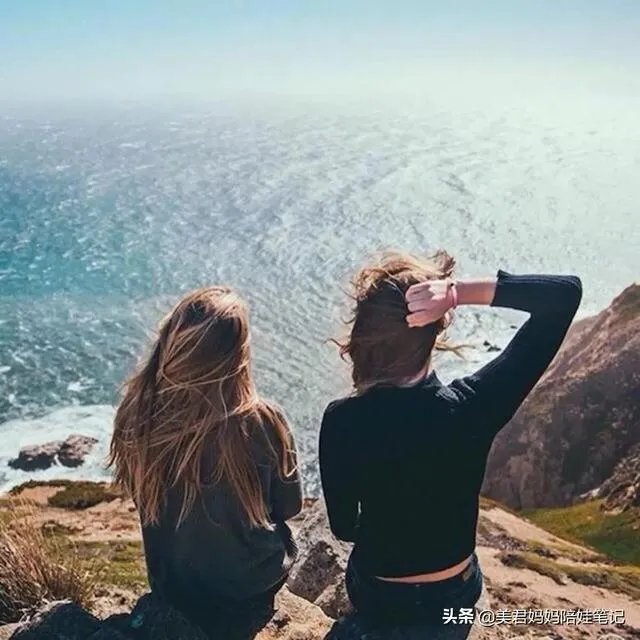 经济能力一般，只能自己带娃，生二胎的后悔吗？