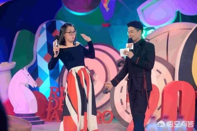 傅园慧世锦赛颗粒无收,被指心在综艺身在泳池会好吗?傅爸爸又怒怼网友,他这样对吗?