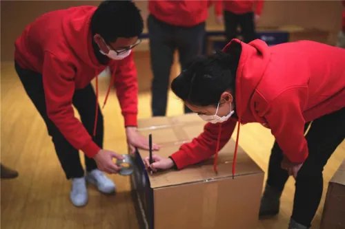 众志成城 共克时艰 派米雷集团驰援武汉