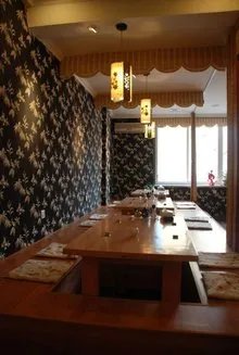 男生将寝室改成居酒屋，是怎么回事？