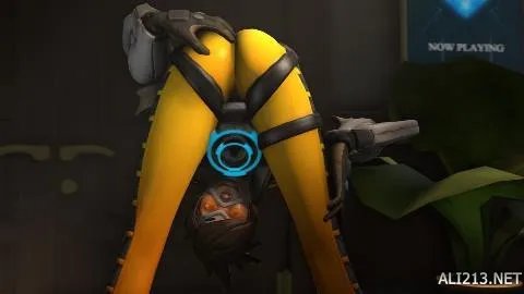 《守望先锋》被戏称守望屁股 原来还有这些屁股游戏