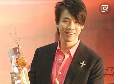 歌名歌词和蝴蝶有关的歌曲?